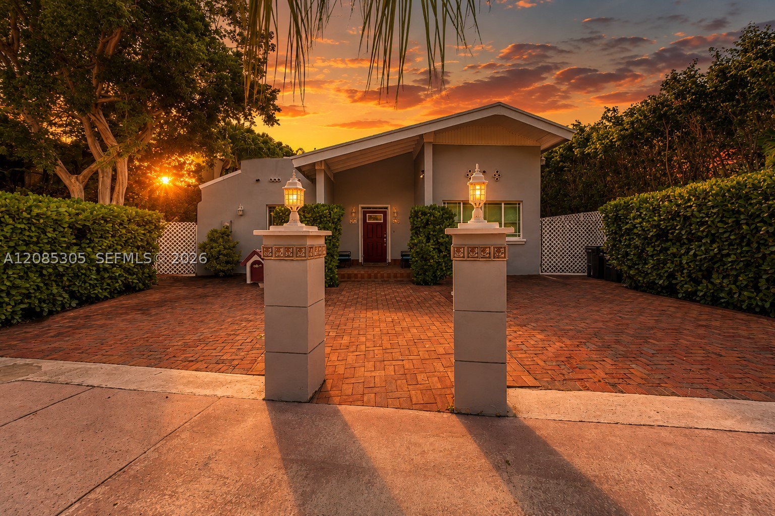 main property photo 0