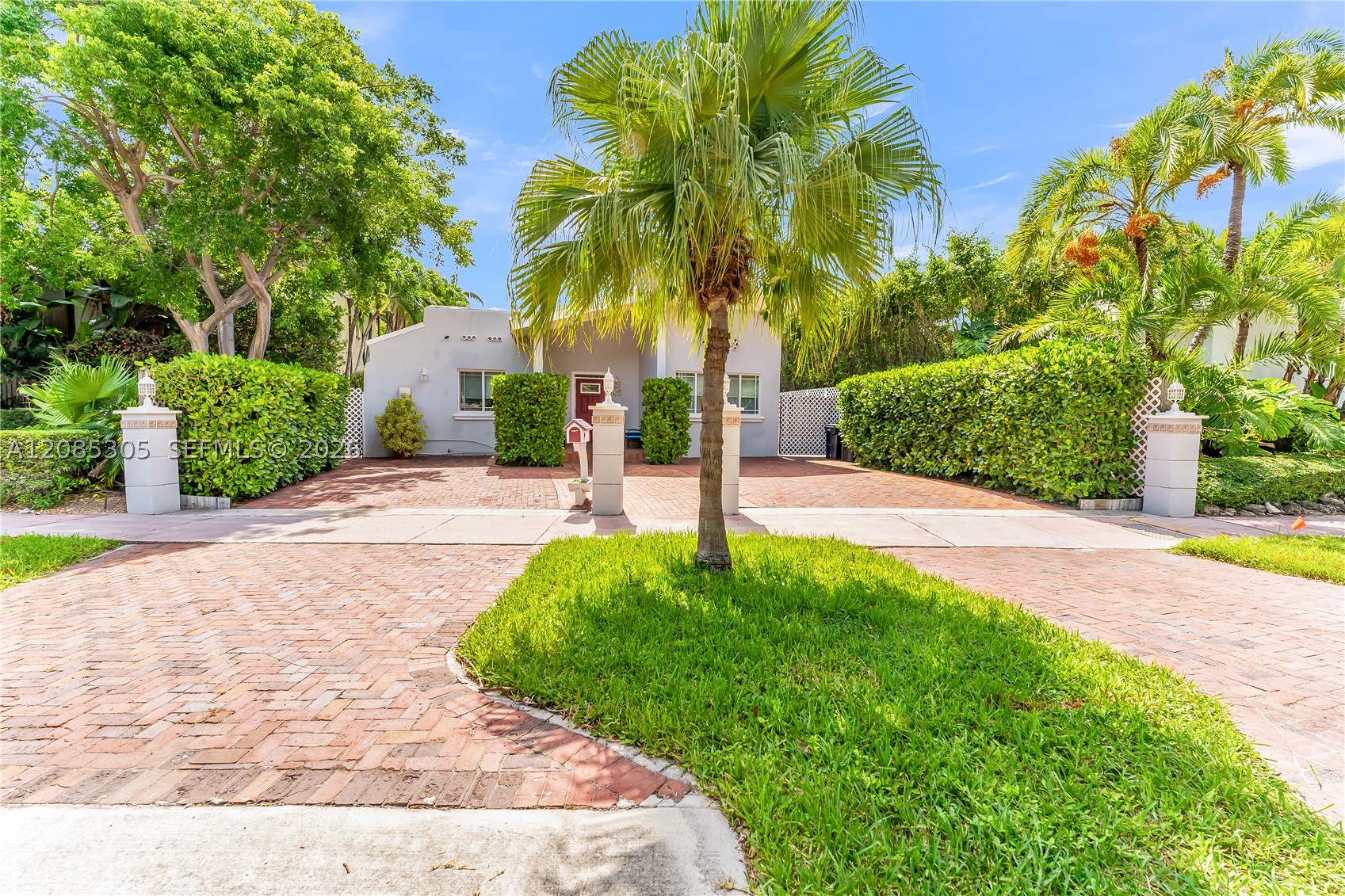 main property photo 49