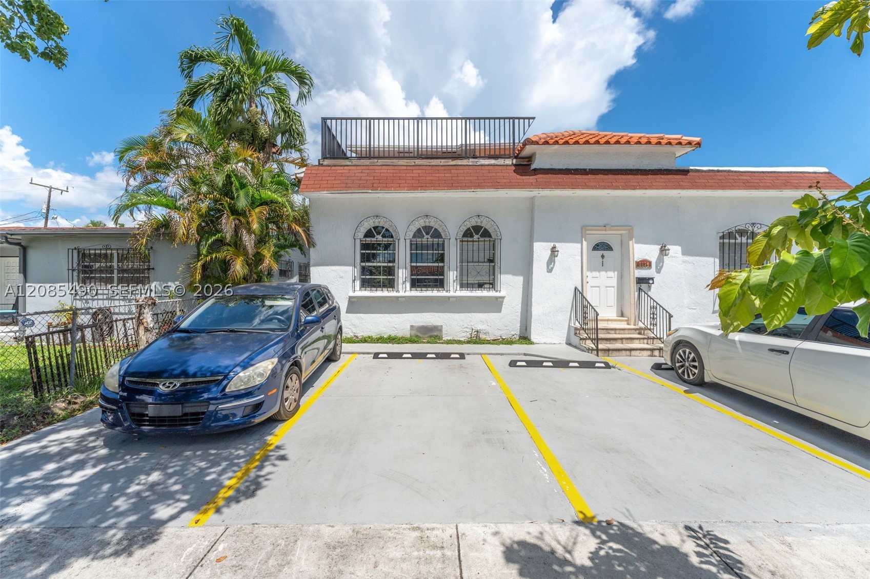 main property photo 0