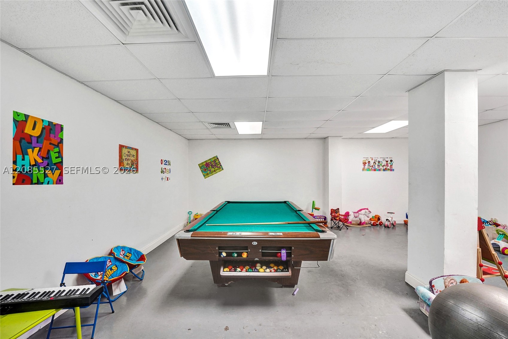 main property photo 75