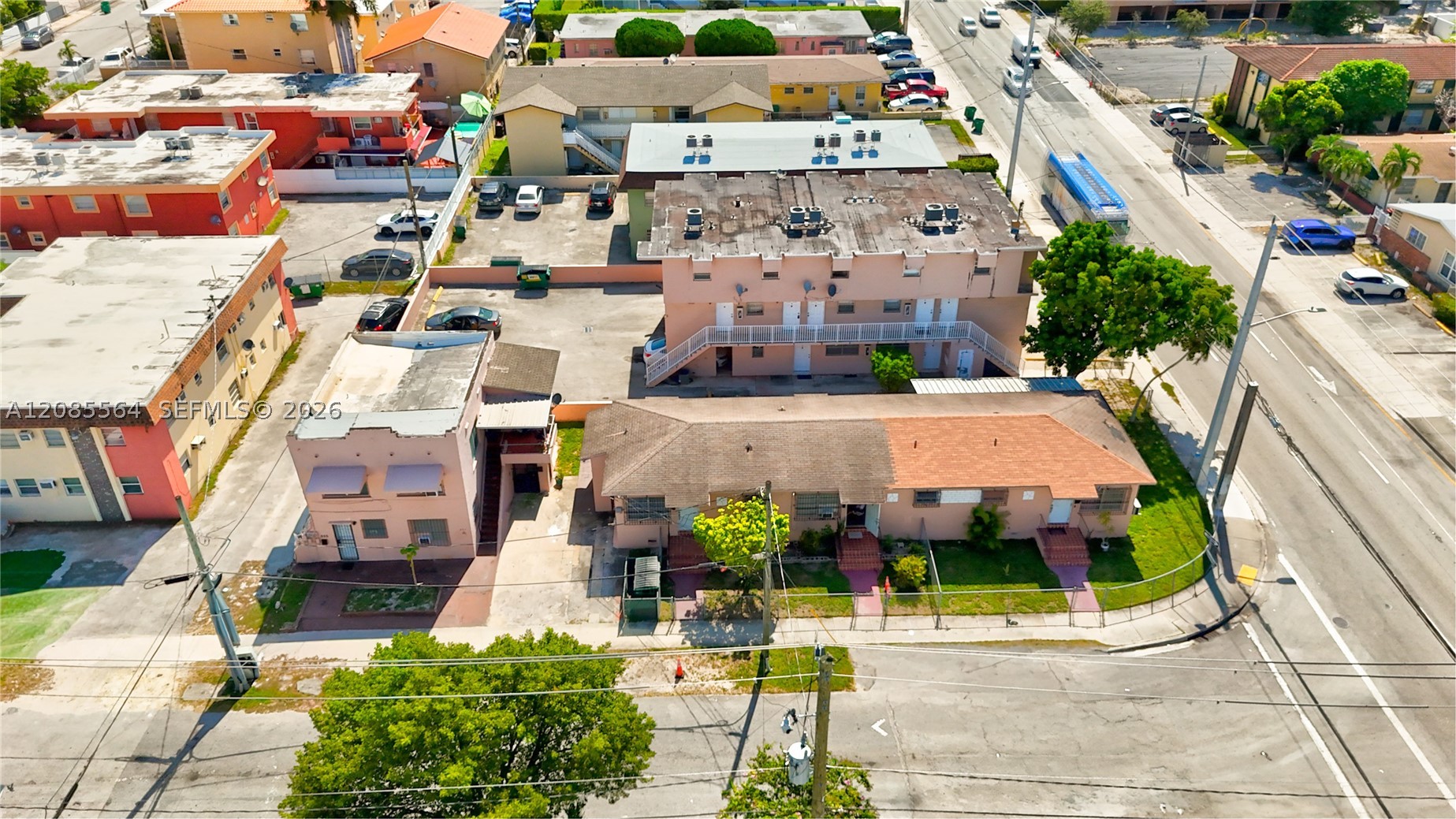 main property photo 23