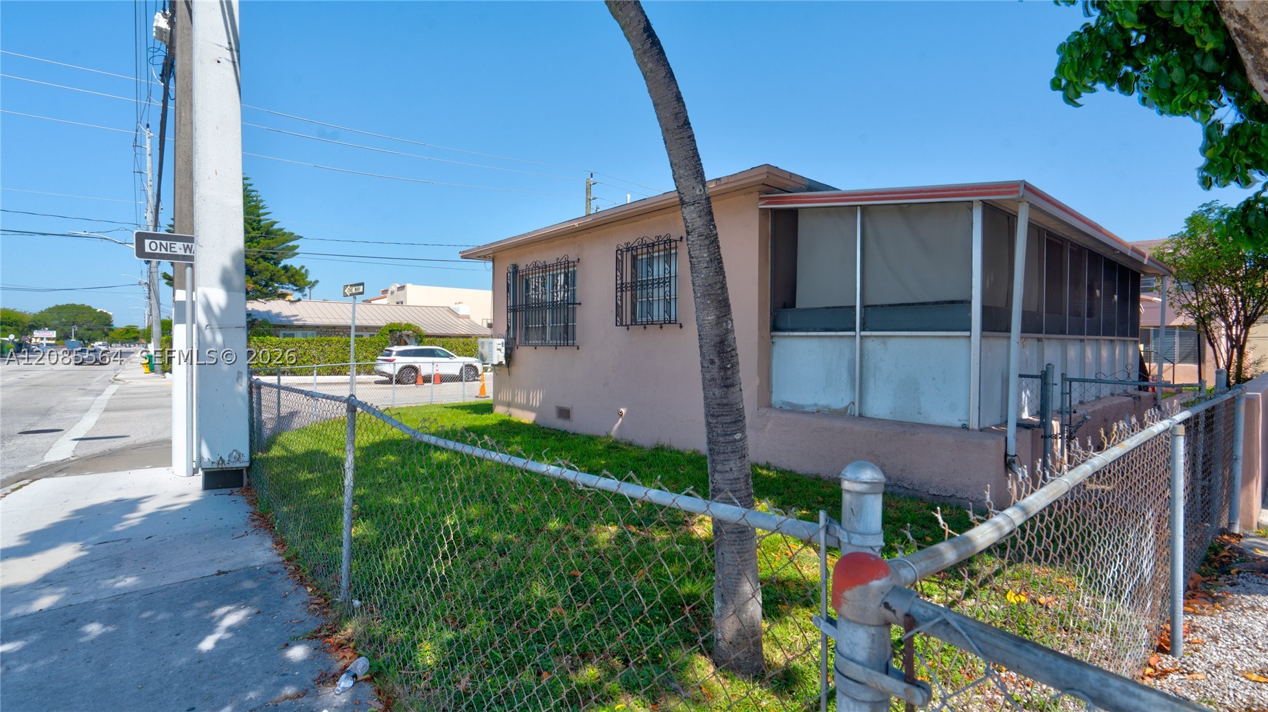 main property photo 50