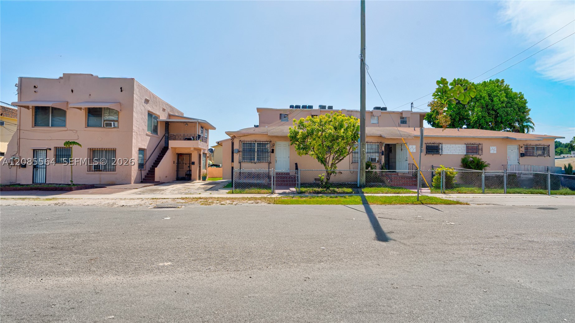 main property photo 6