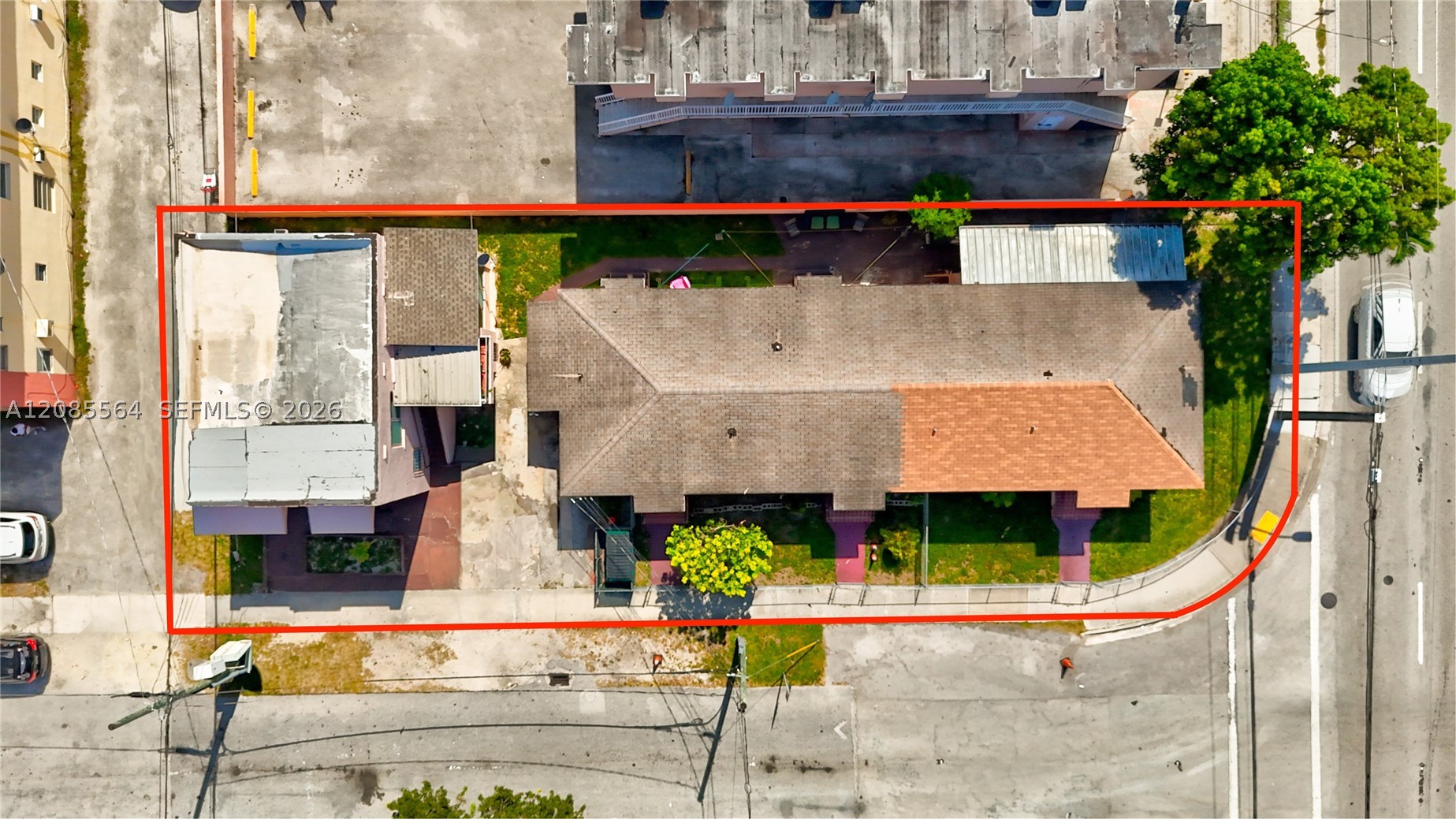 main property photo 7