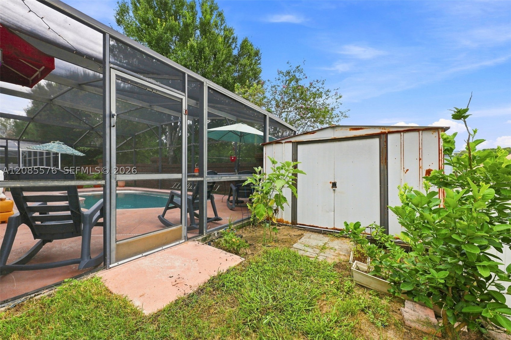 main property photo 14