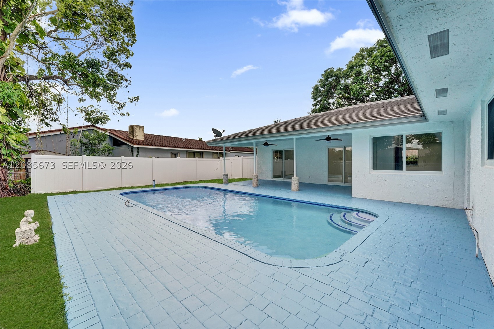 main property photo 53