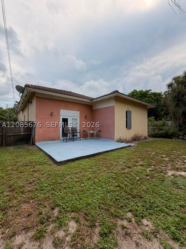 main property photo 37