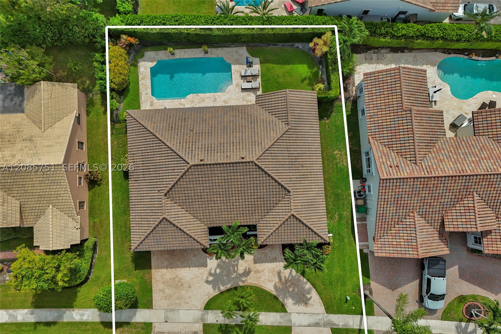 main property photo 16