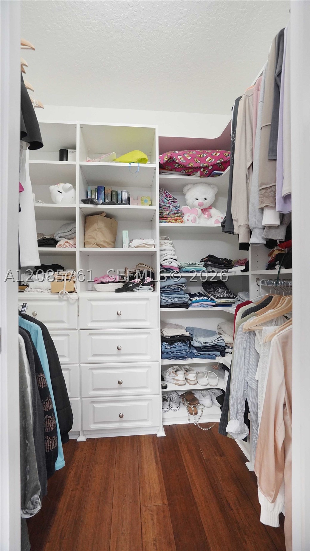 main property photo 44