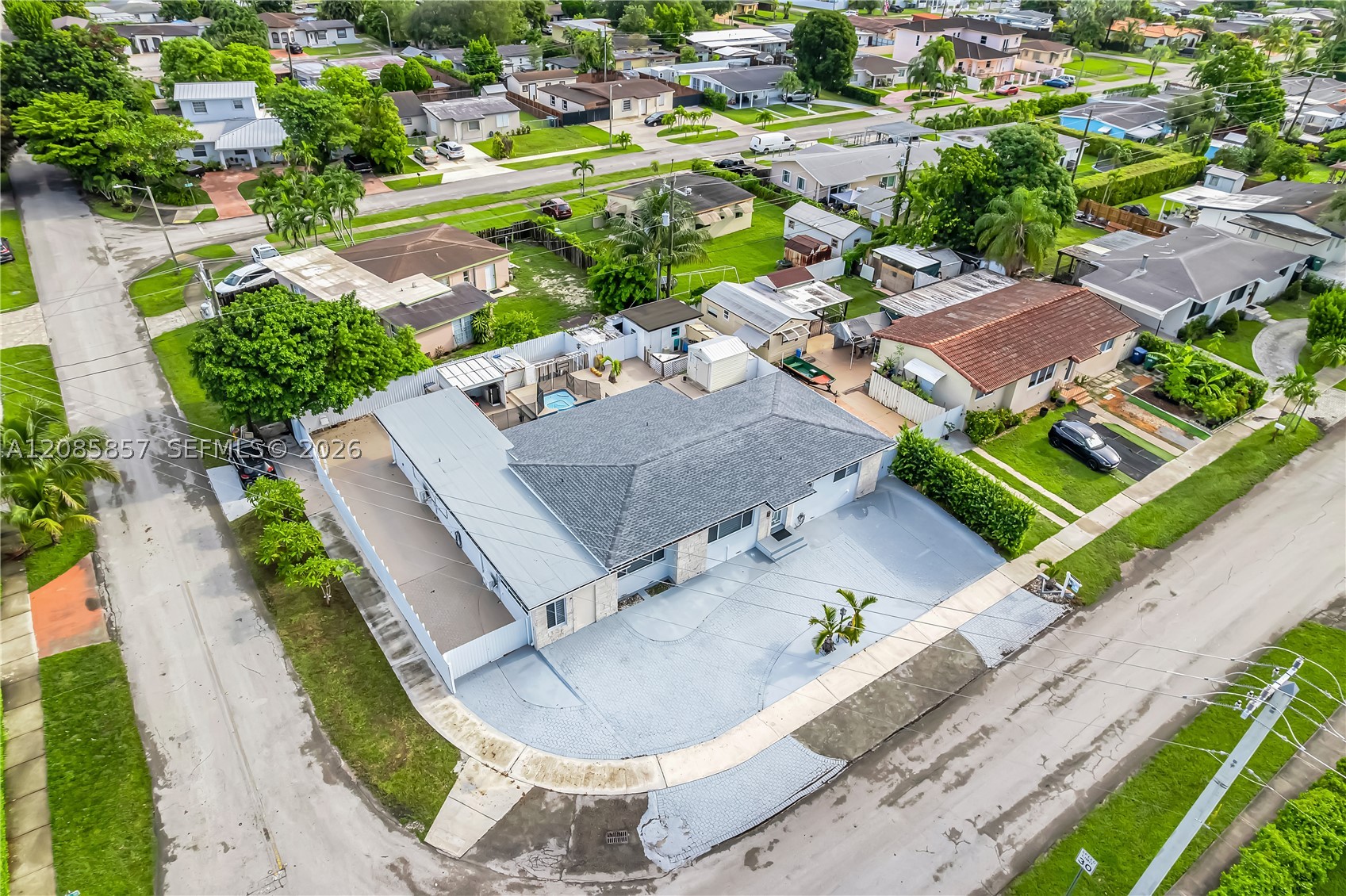 main property photo 47