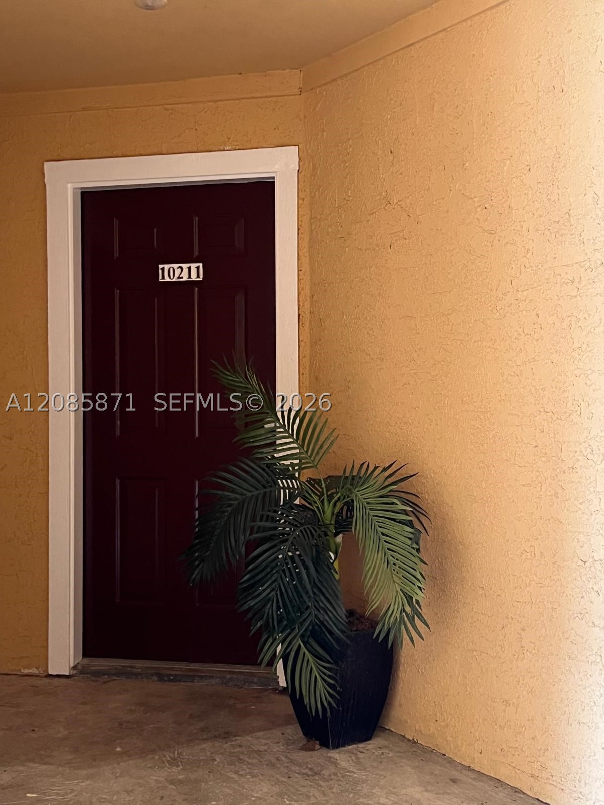 main property photo 8