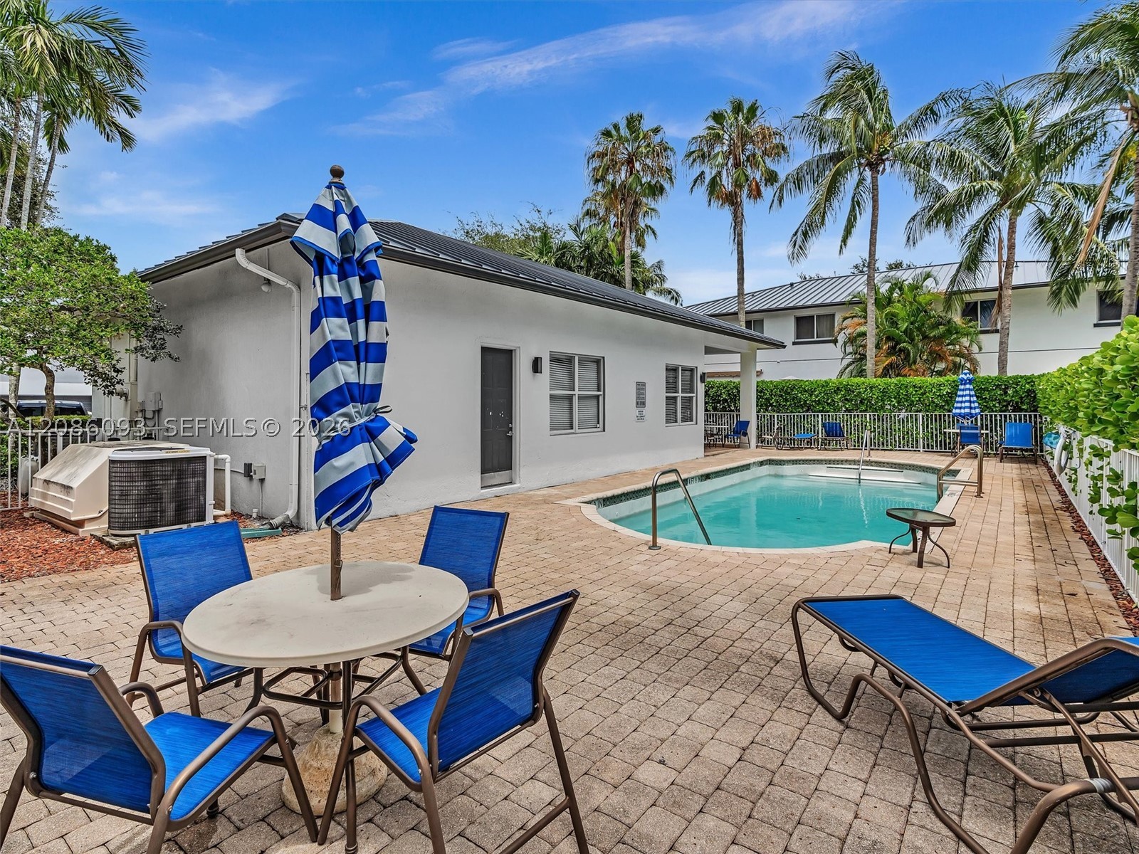 main property photo 59