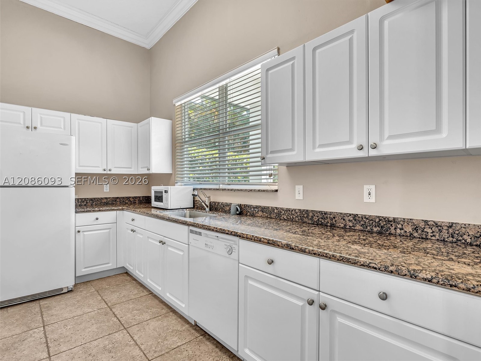 main property photo 66