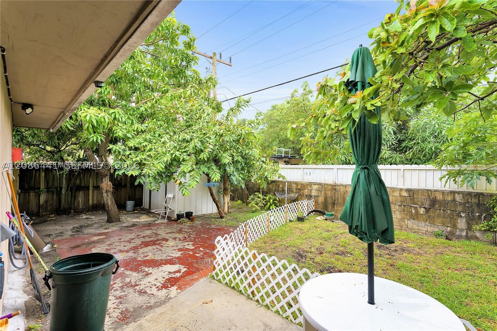 main property photo 10