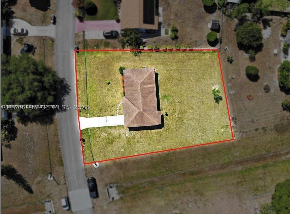 main property photo 18