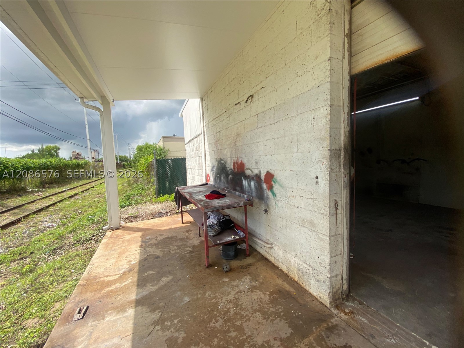 main property photo 19