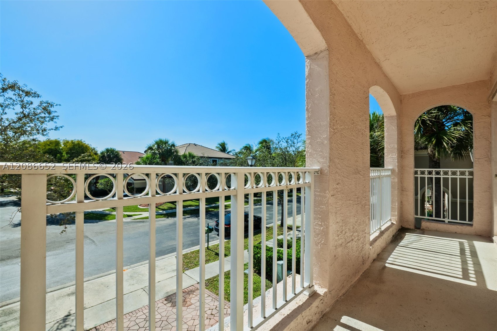 main property photo 27