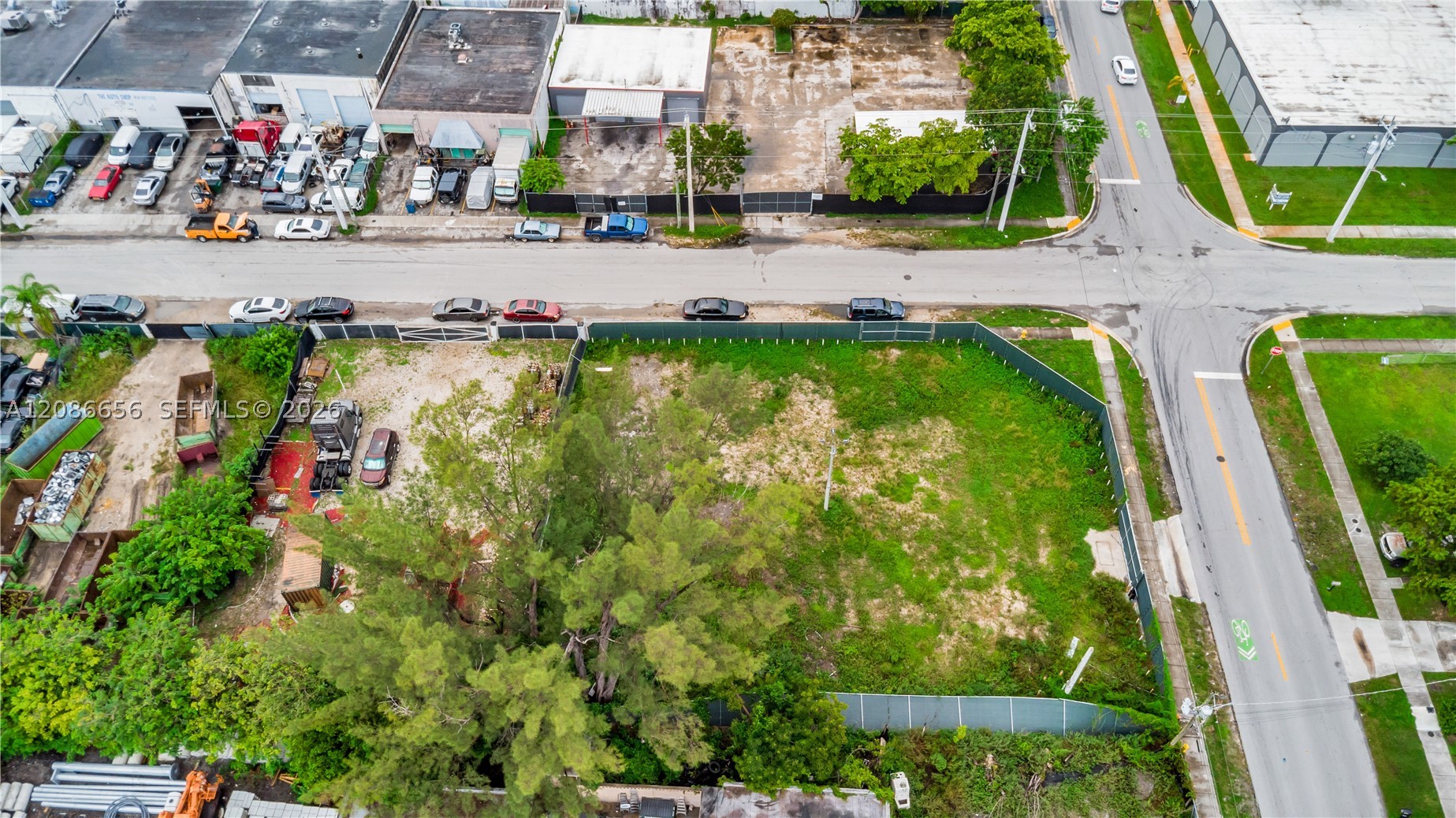 main property photo 10