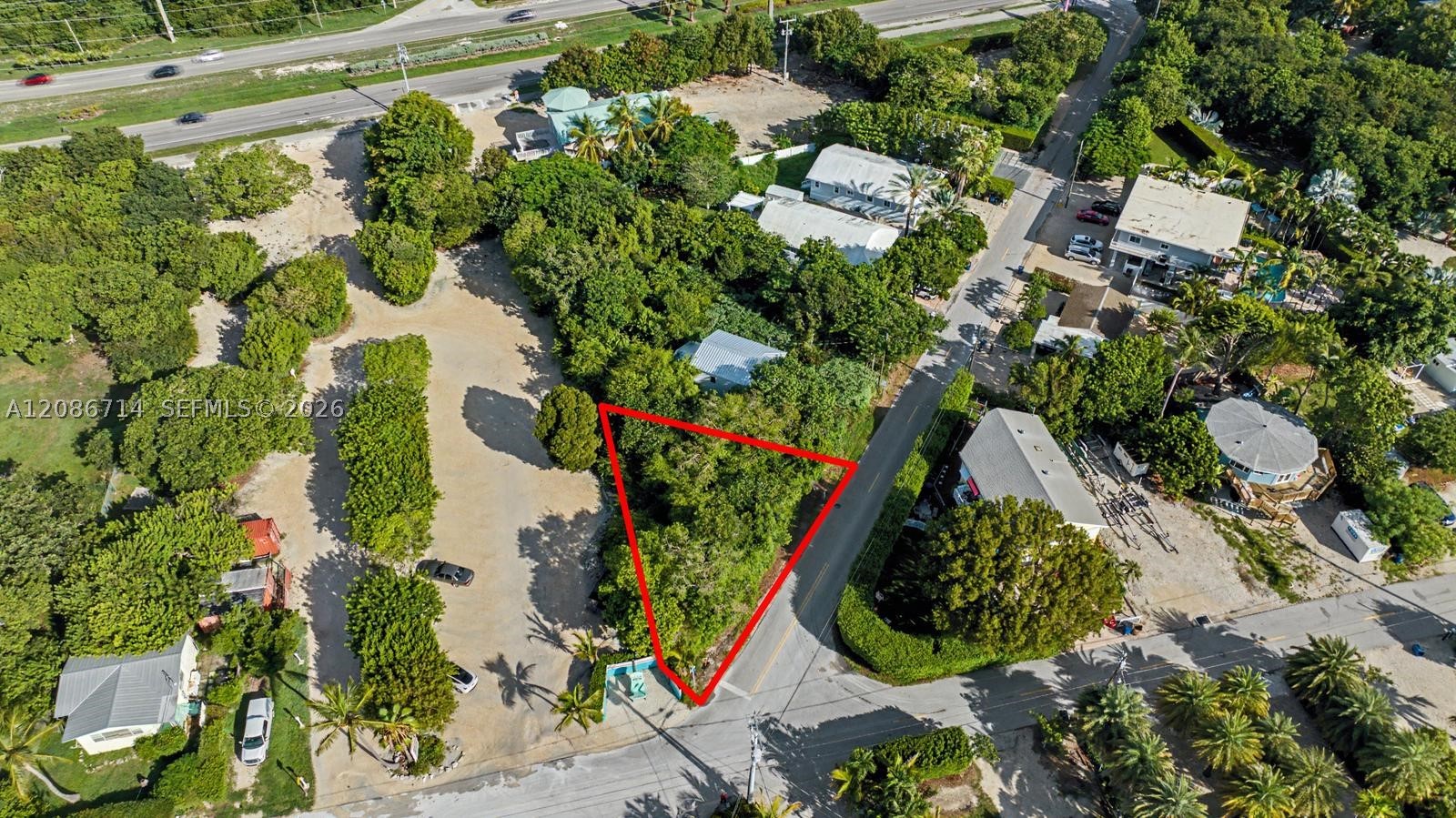 main property photo 14