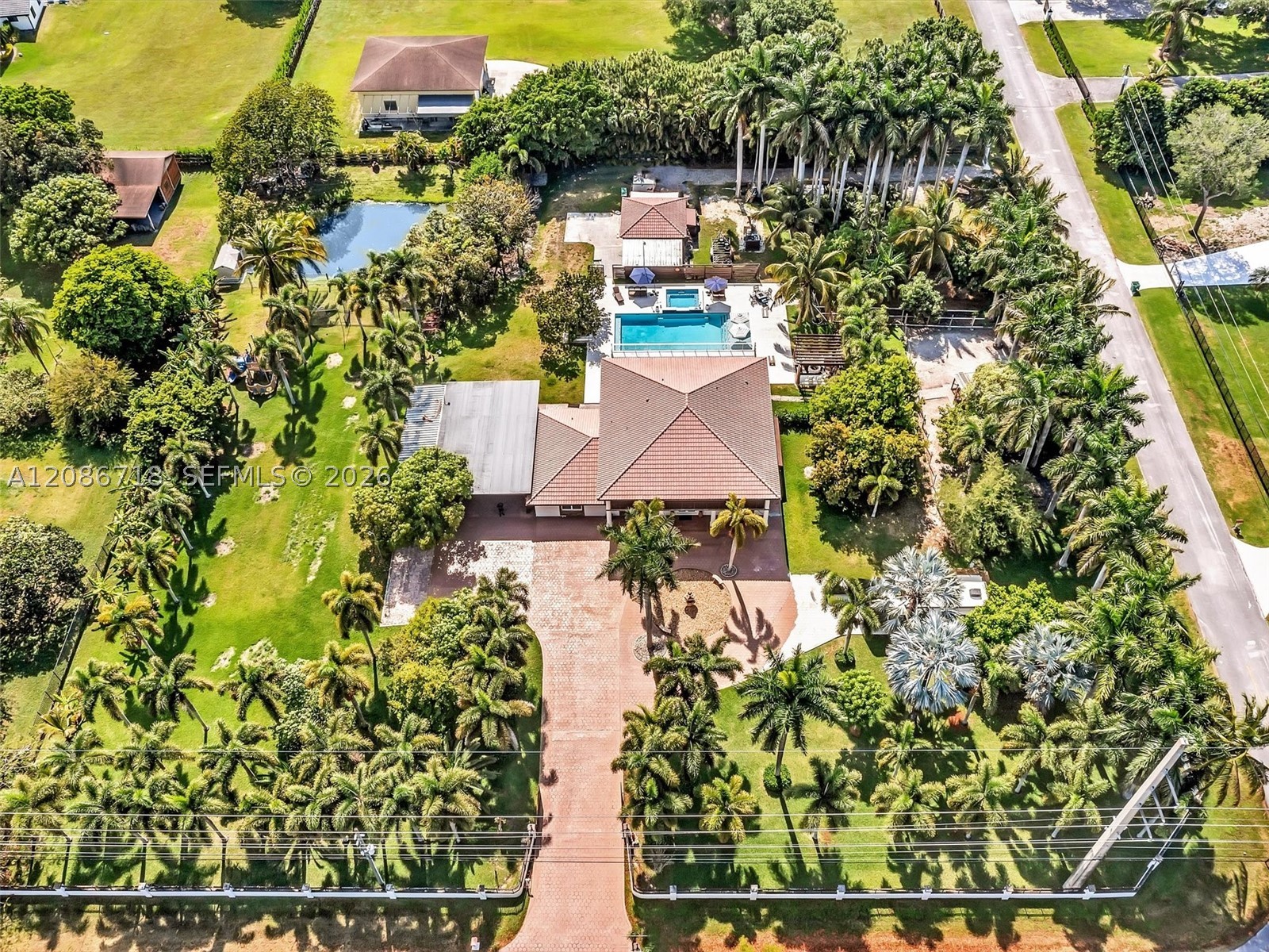 main property photo 54