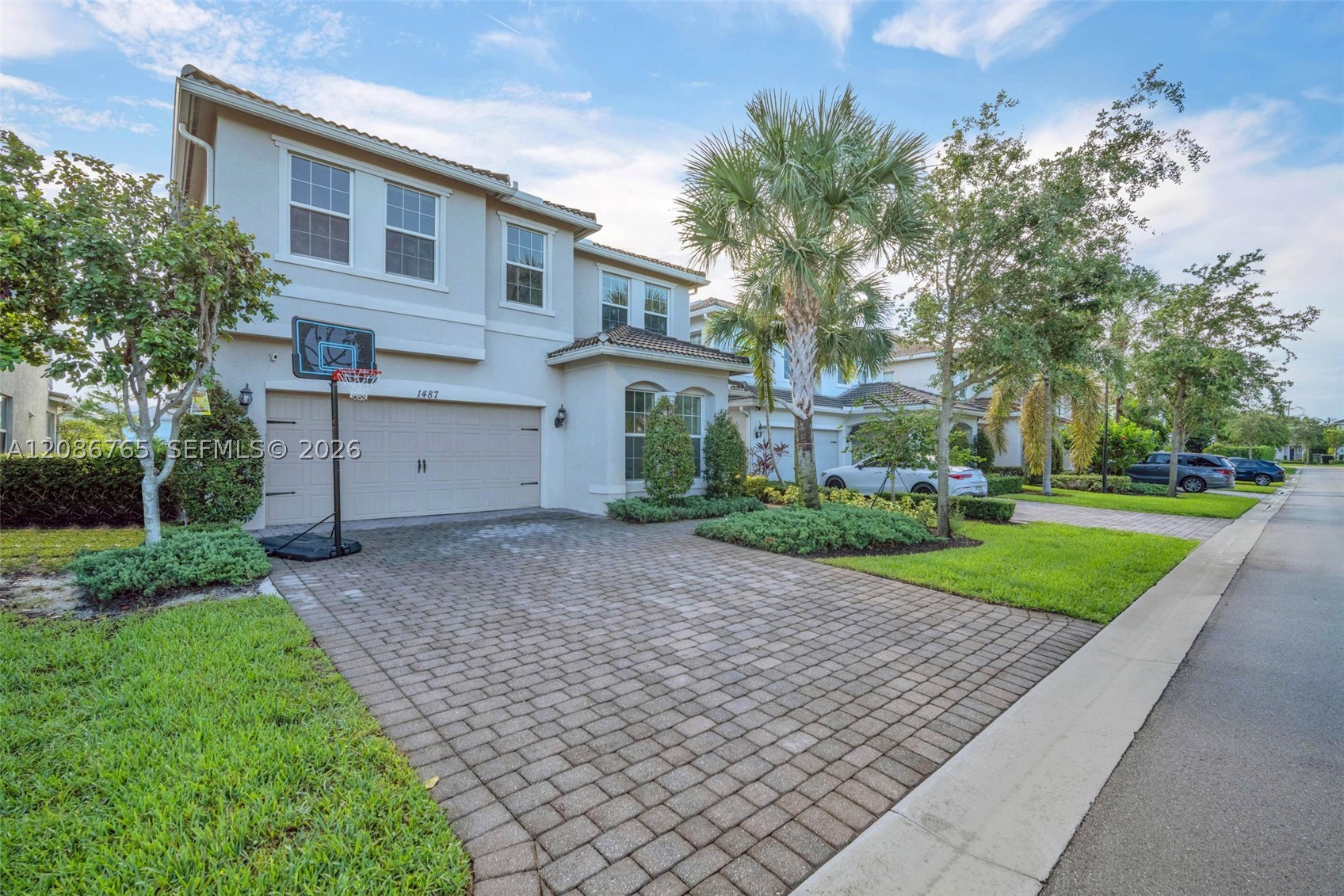 main property photo 5