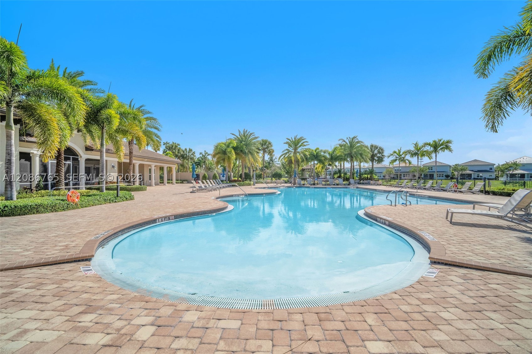 main property photo 66