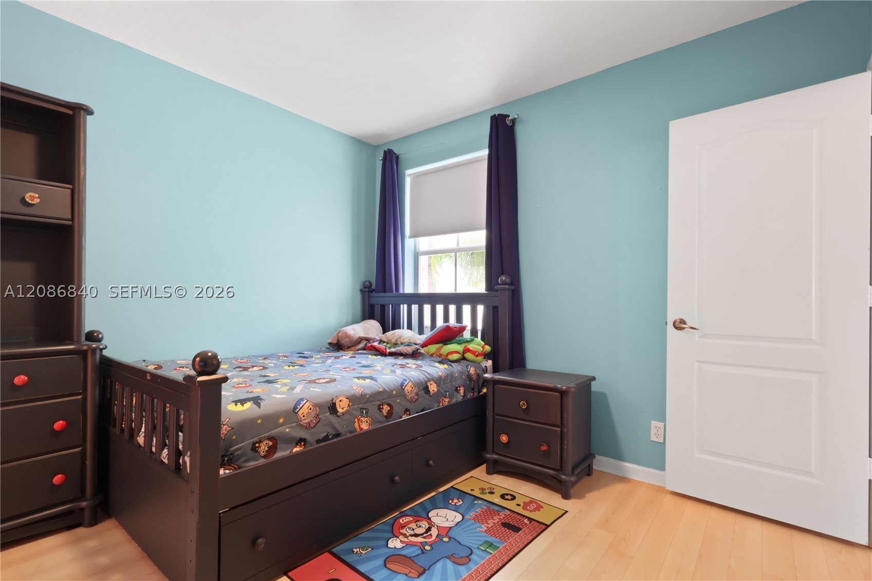 main property photo 16