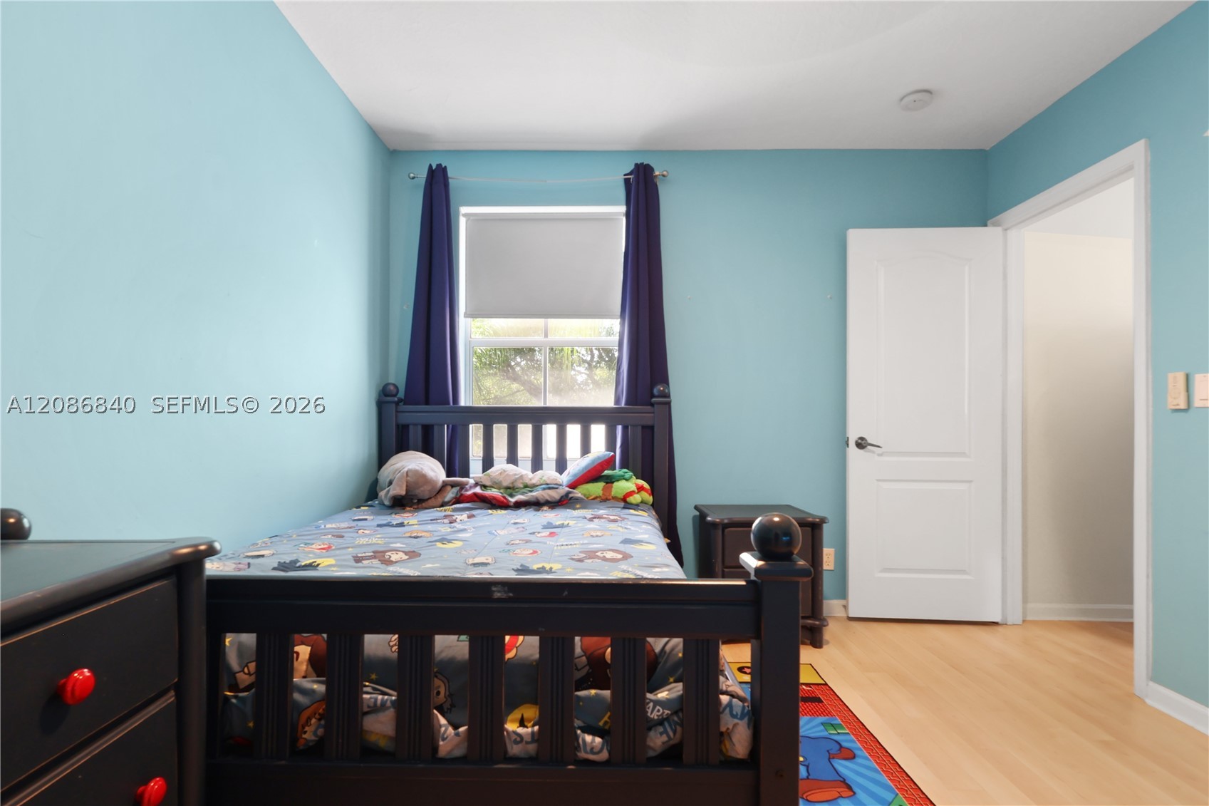 main property photo 18