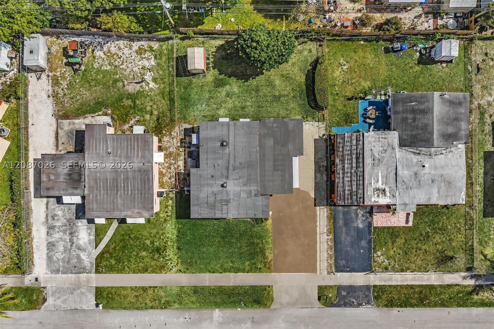 main property photo 27
