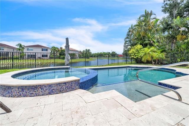 main property photo 15