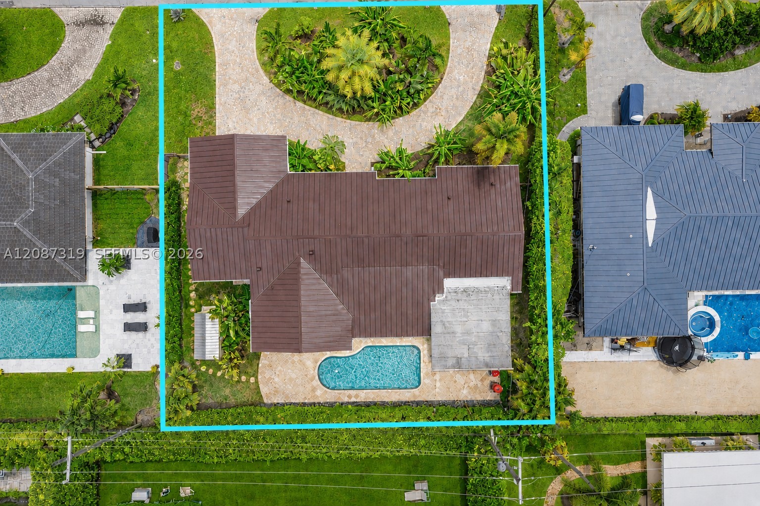 main property photo 29