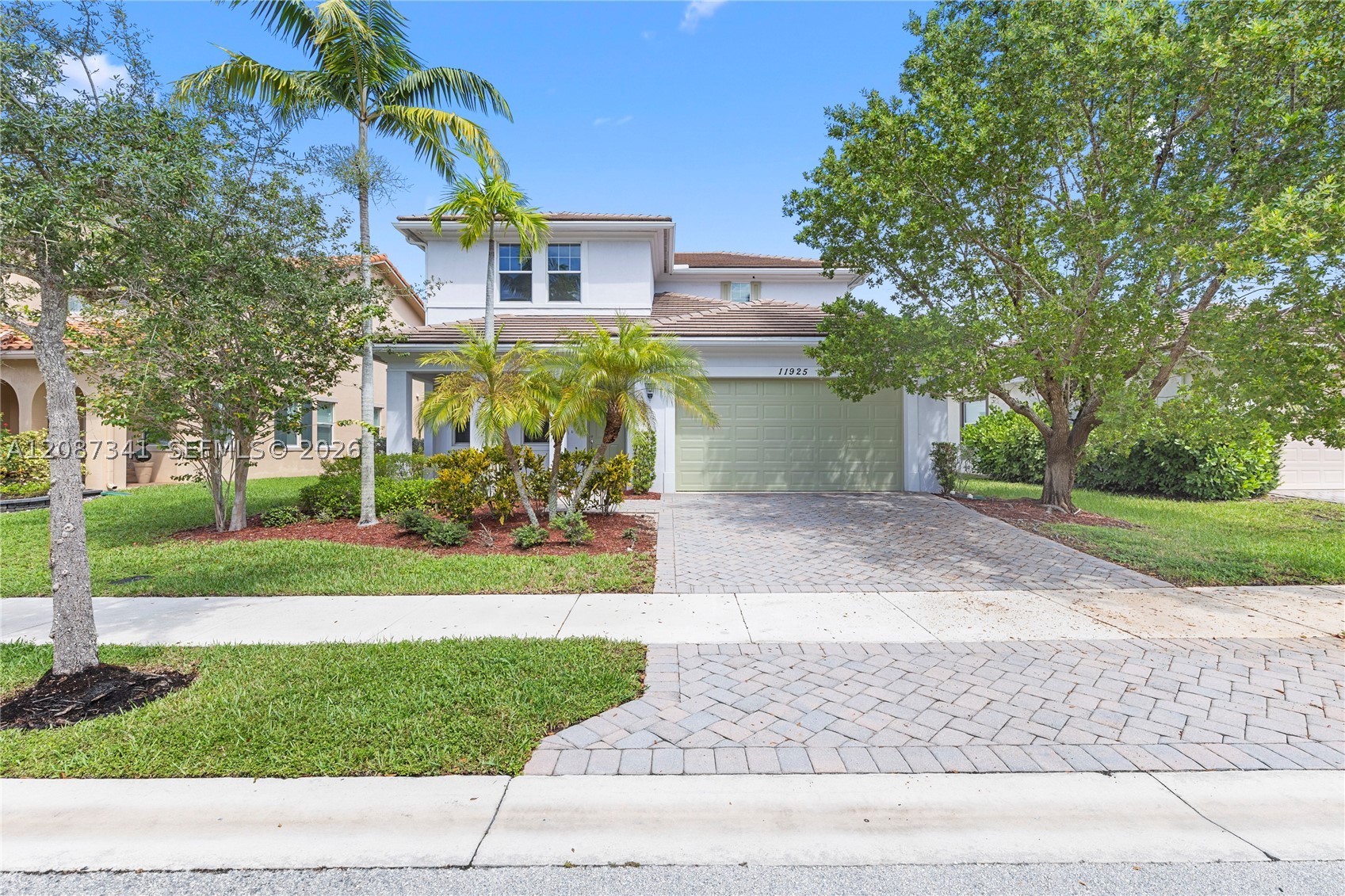 main property photo 34