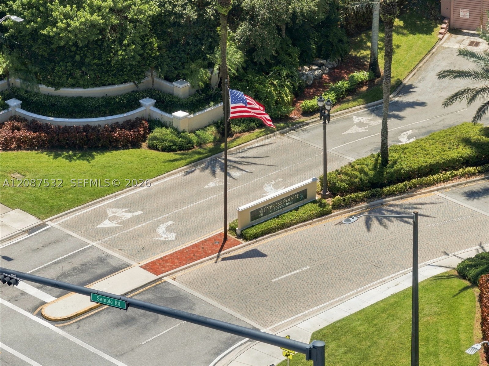 main property photo 31
