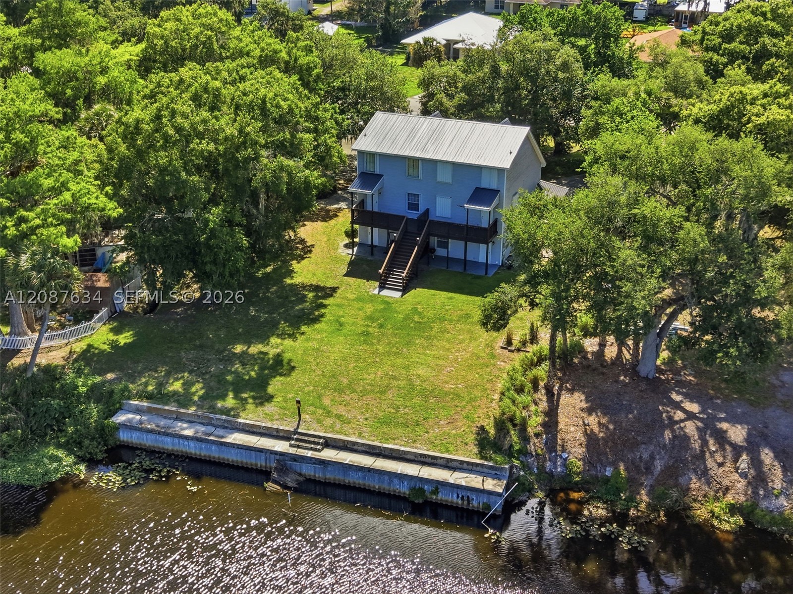 main property photo 25