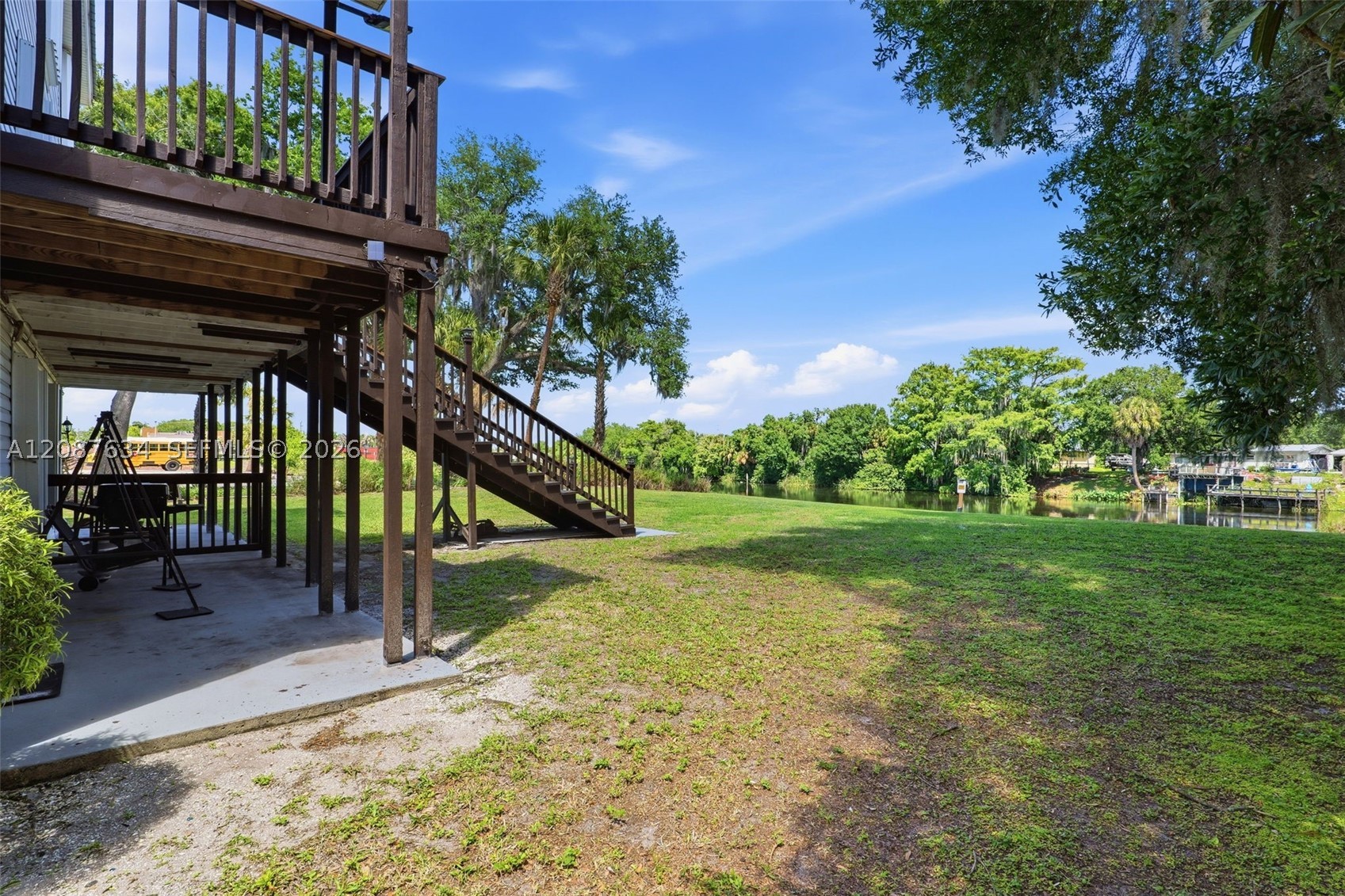 main property photo 9