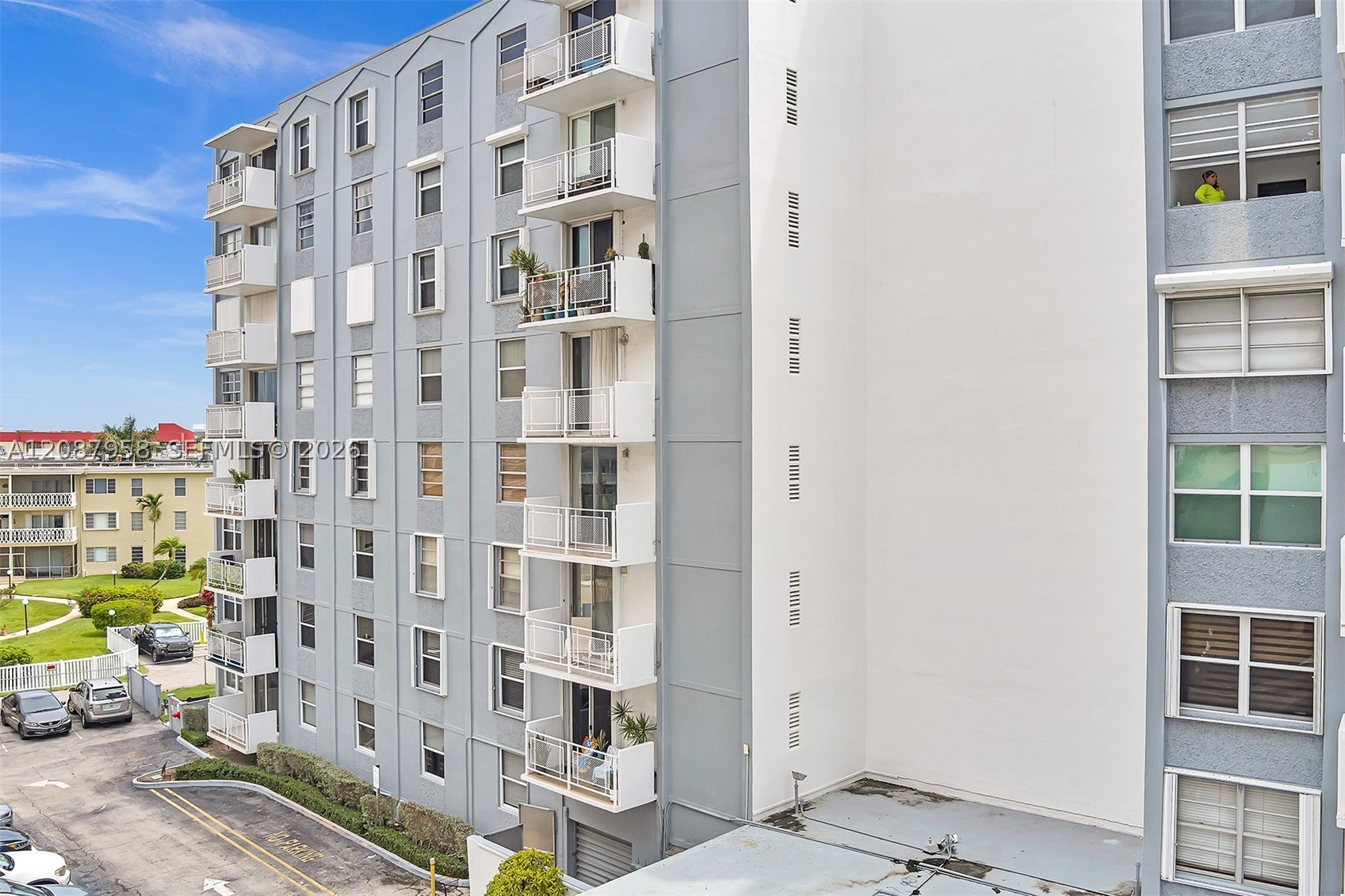 main property photo 50