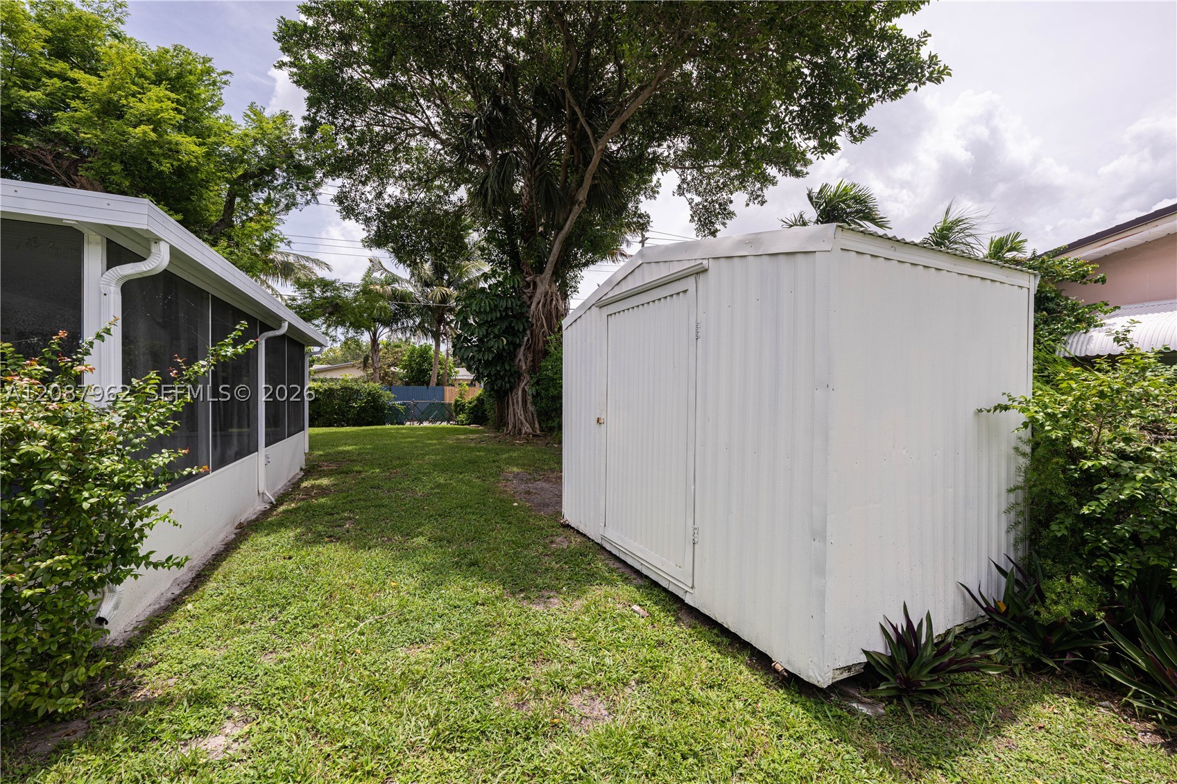 main property photo 56
