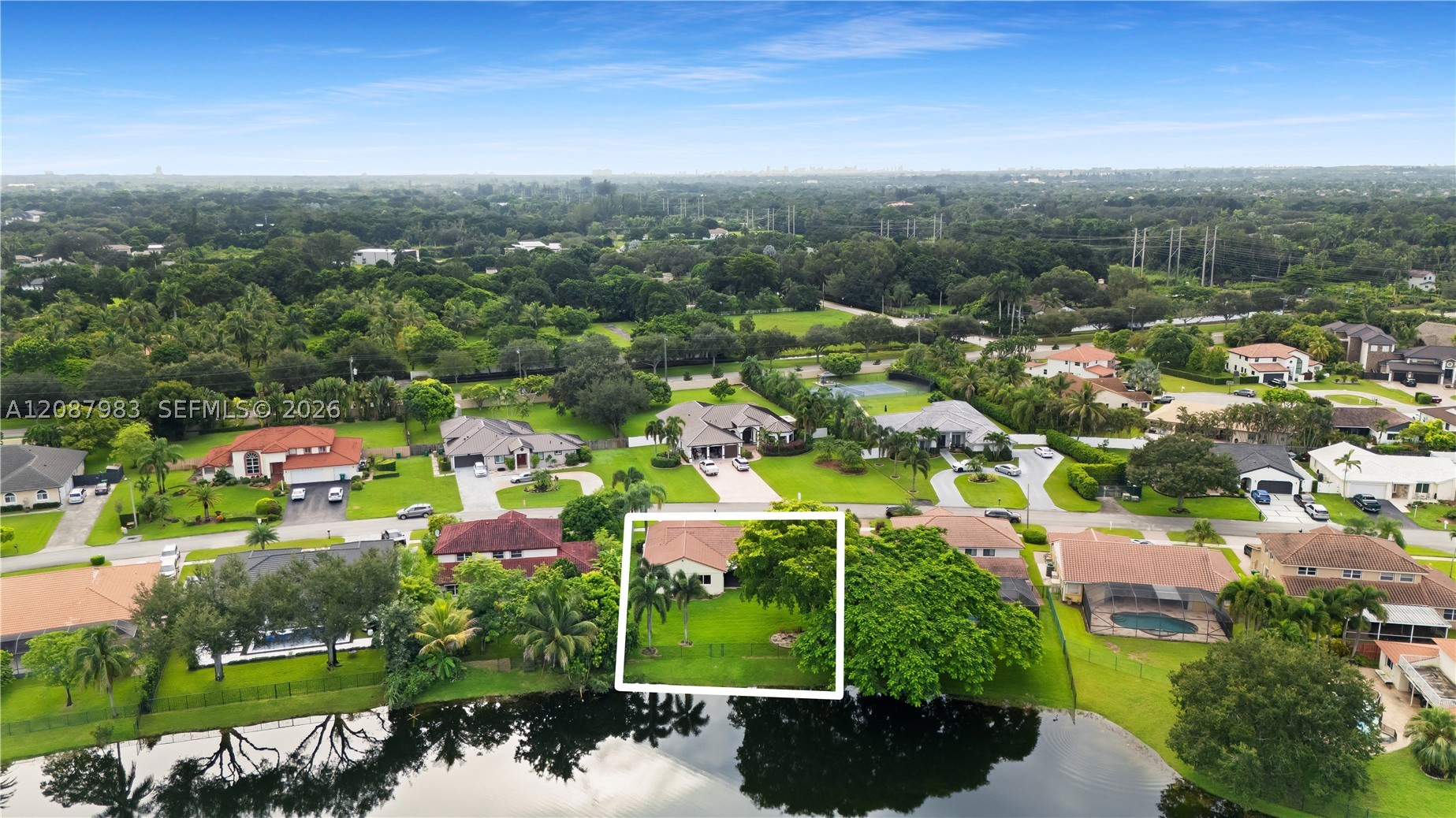 main property photo 40