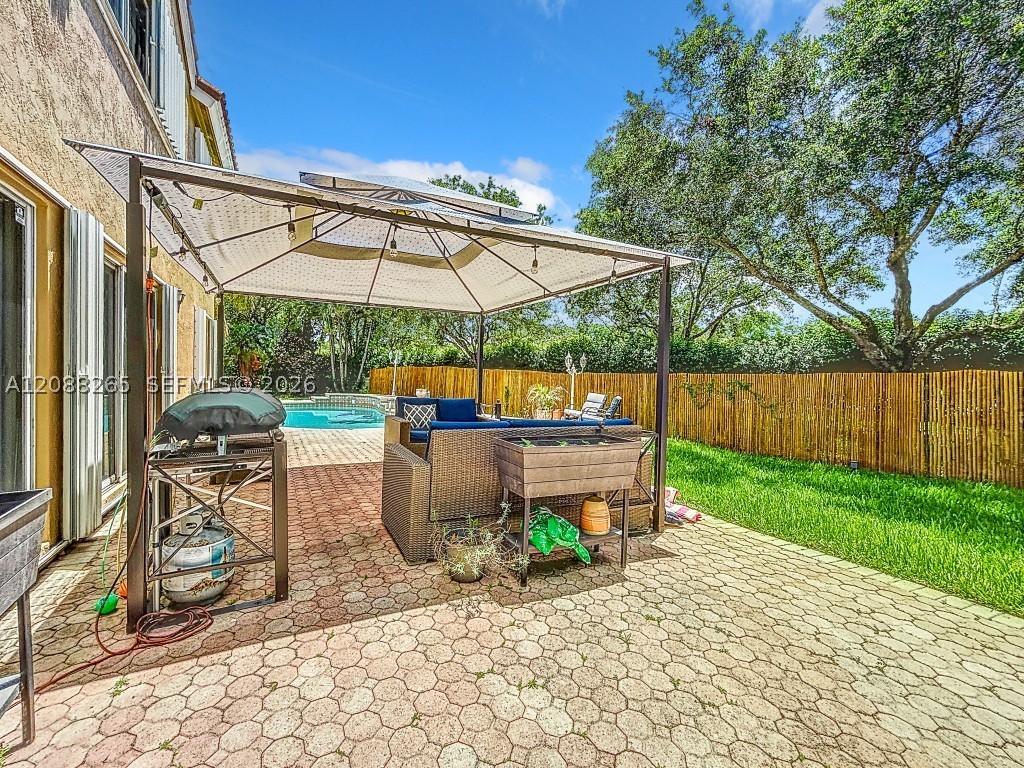 main property photo 66