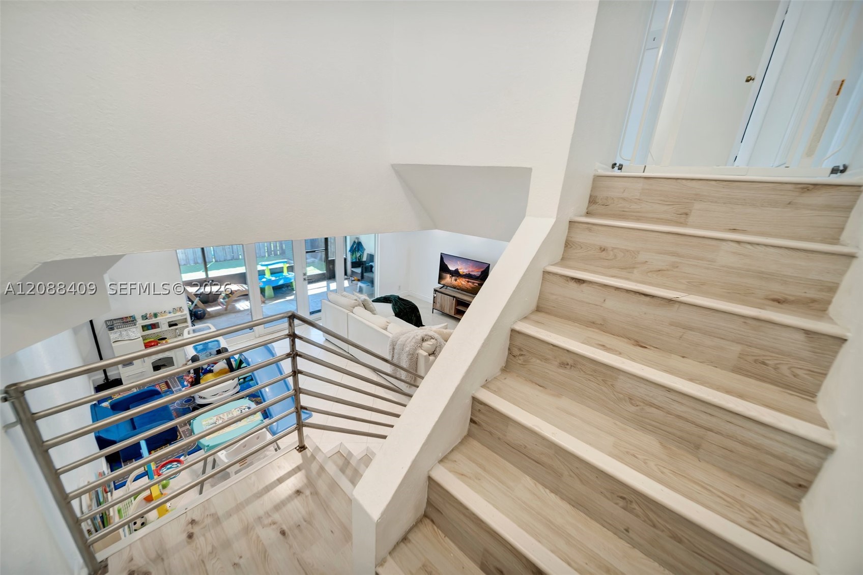 main property photo 19