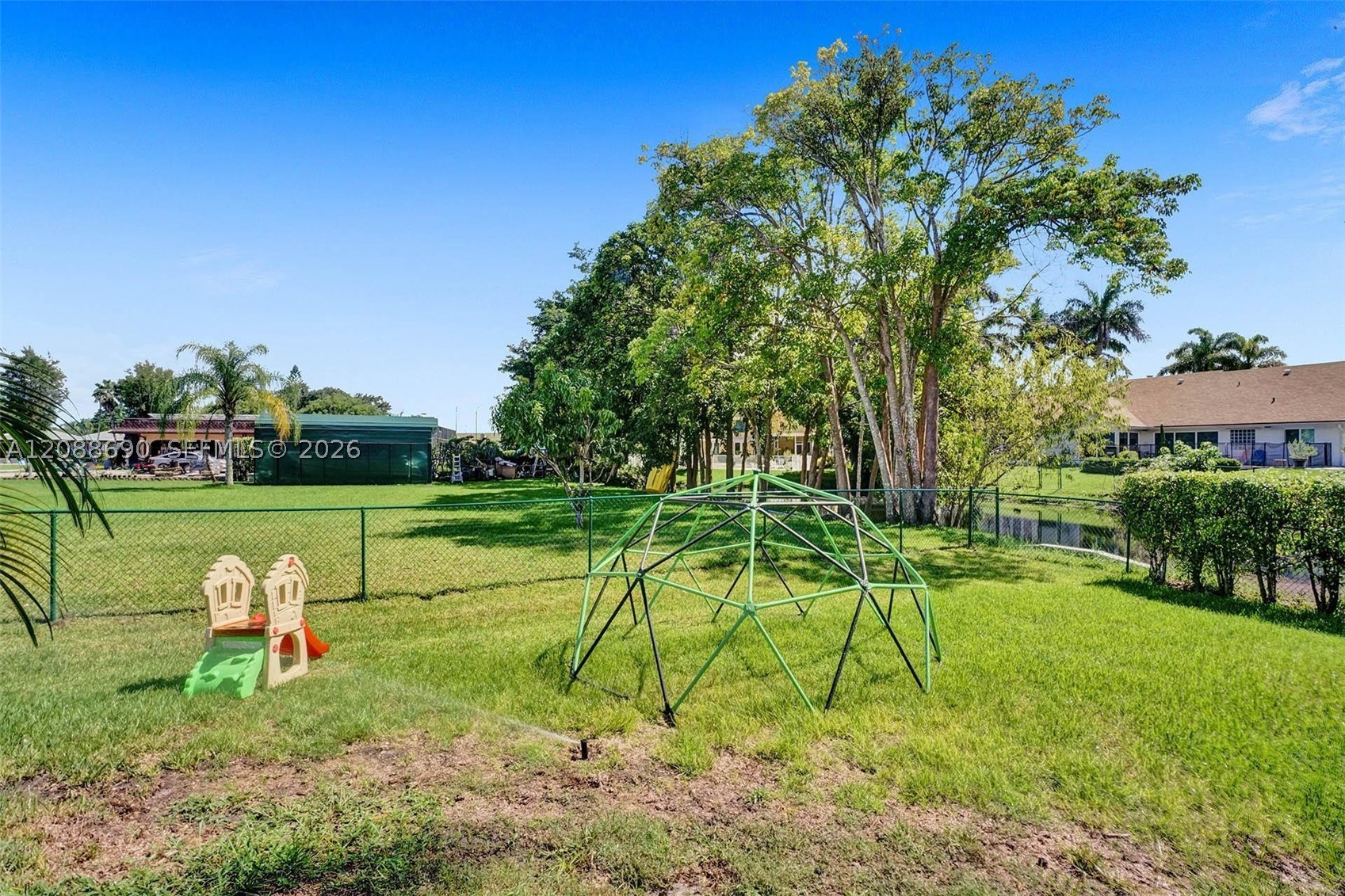 main property photo 73