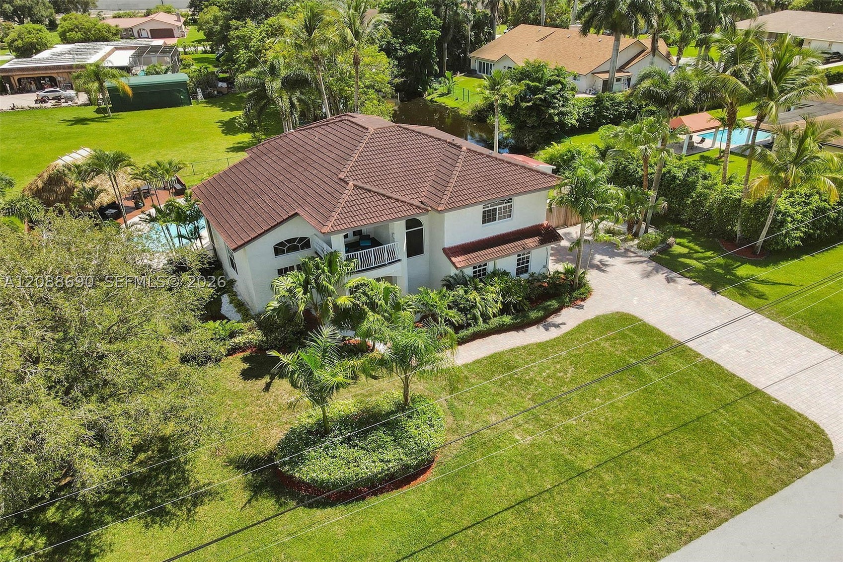 main property photo 80