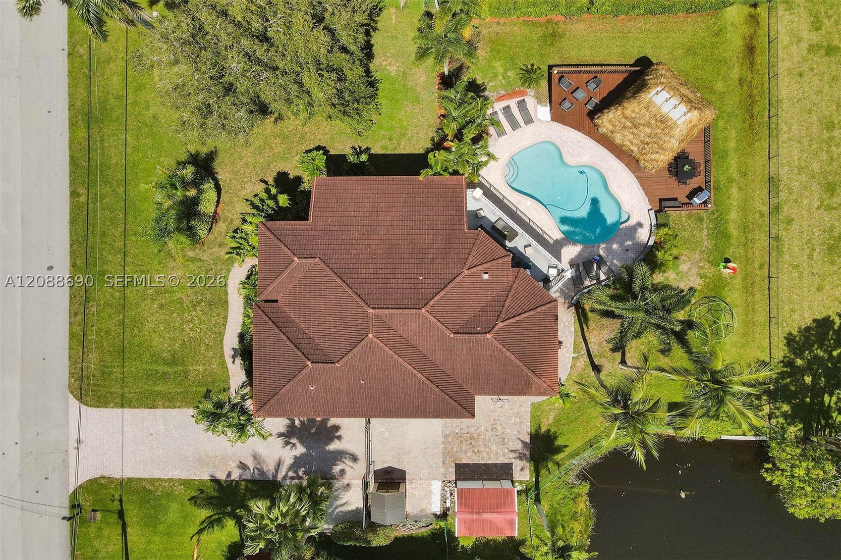 main property photo 83