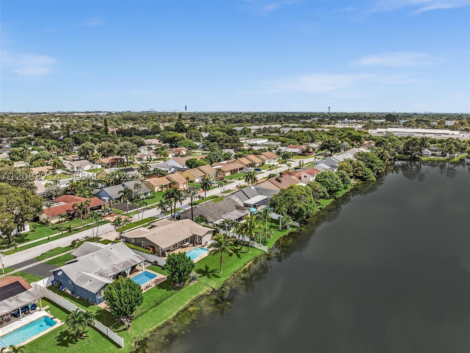 main property photo 50