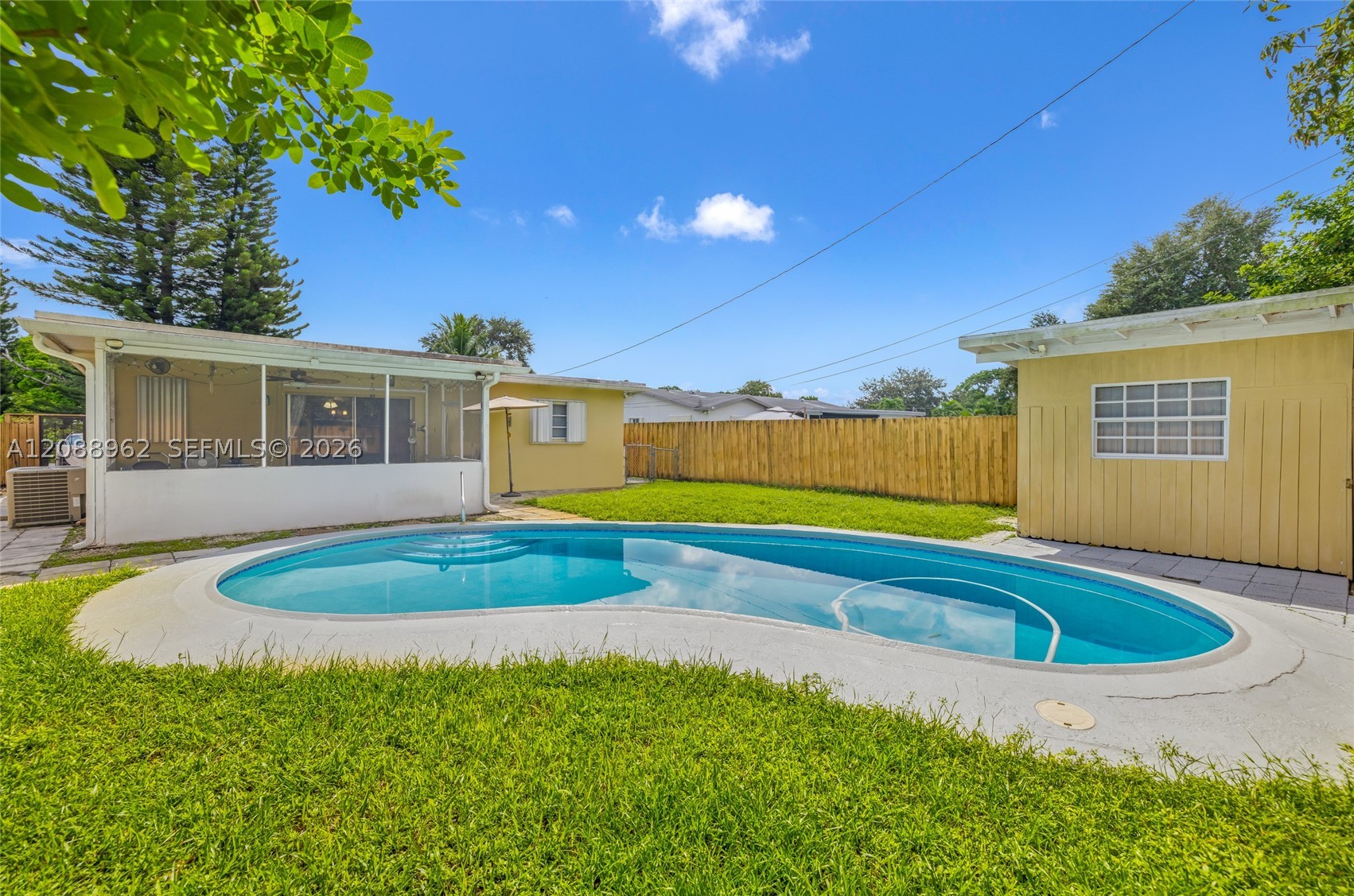main property photo 34