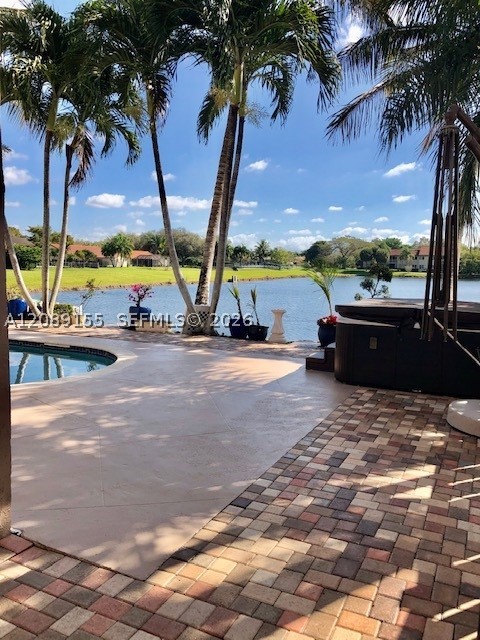 main property photo 27
