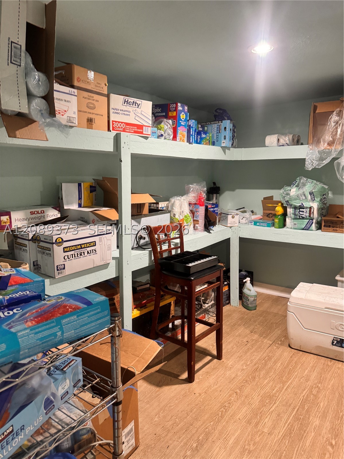 main property photo 22
