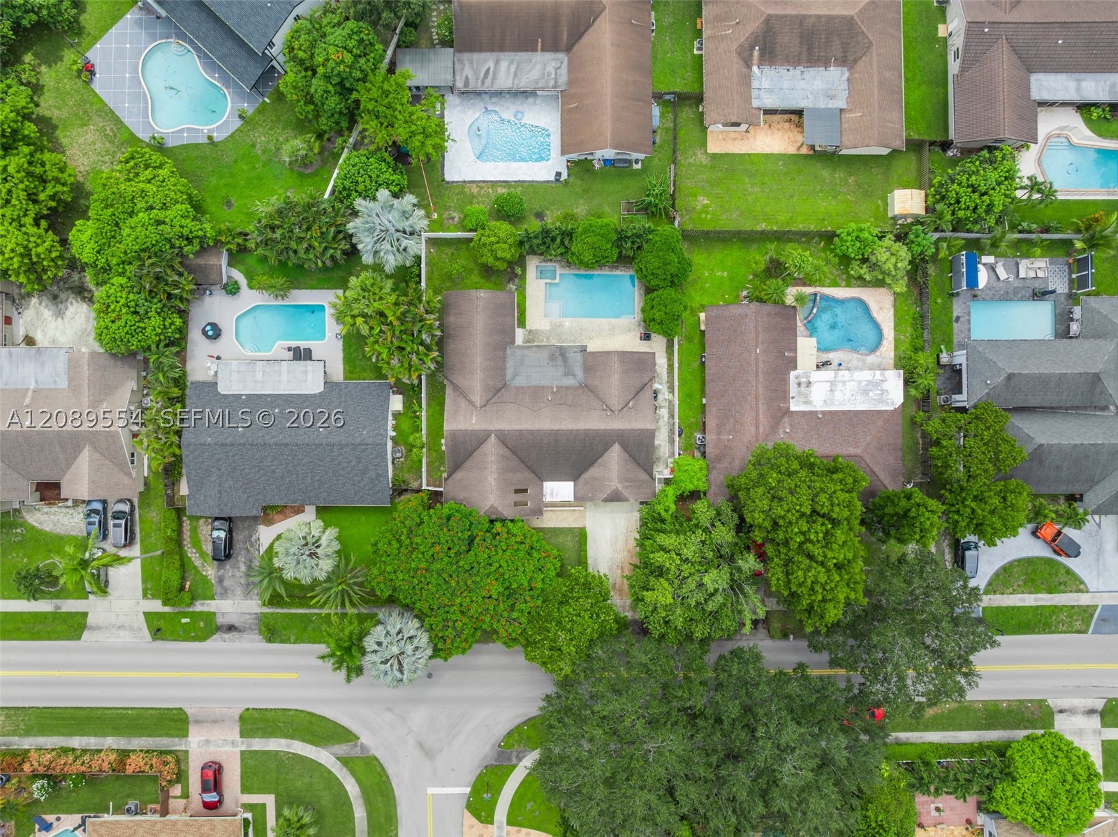 main property photo 39