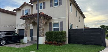 image of property with 5 Bed | 3 Bath | 3,294 Sqft