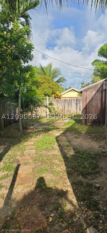 main property photo 21